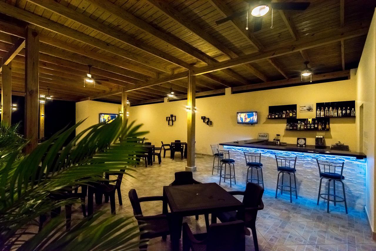 Caribbean Diamond Boutique Hotel Сосуа Экстерьер фото
